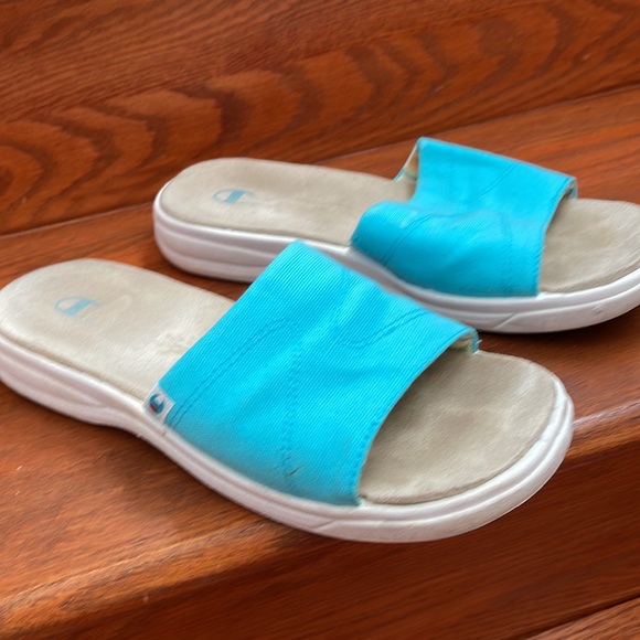 Champion Slide Sandals - Picture 10 of 16